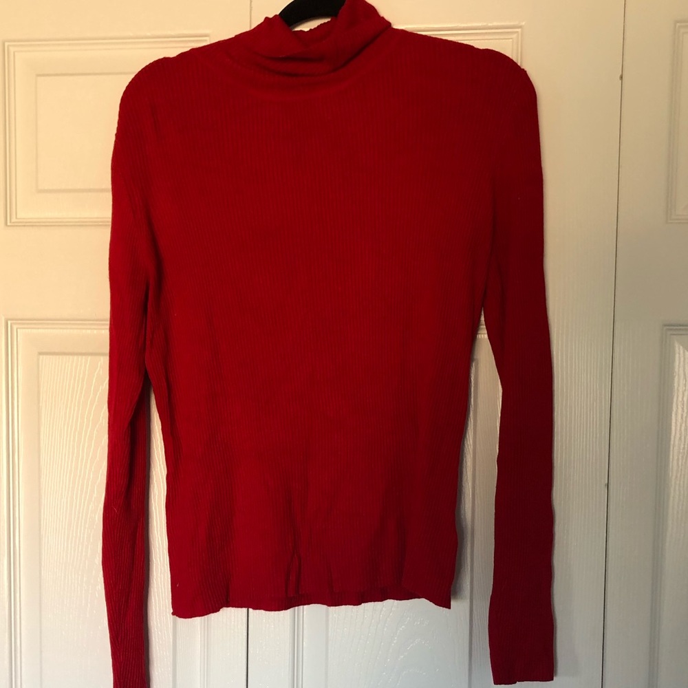 Vintage red turtle neck